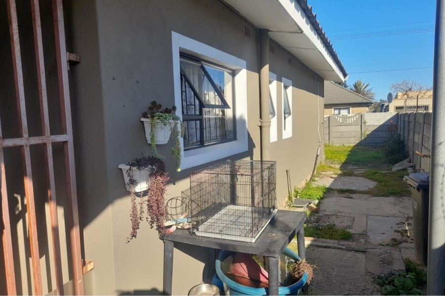 4 Bedroom Property for Sale in Bellville South Industria Western Cape